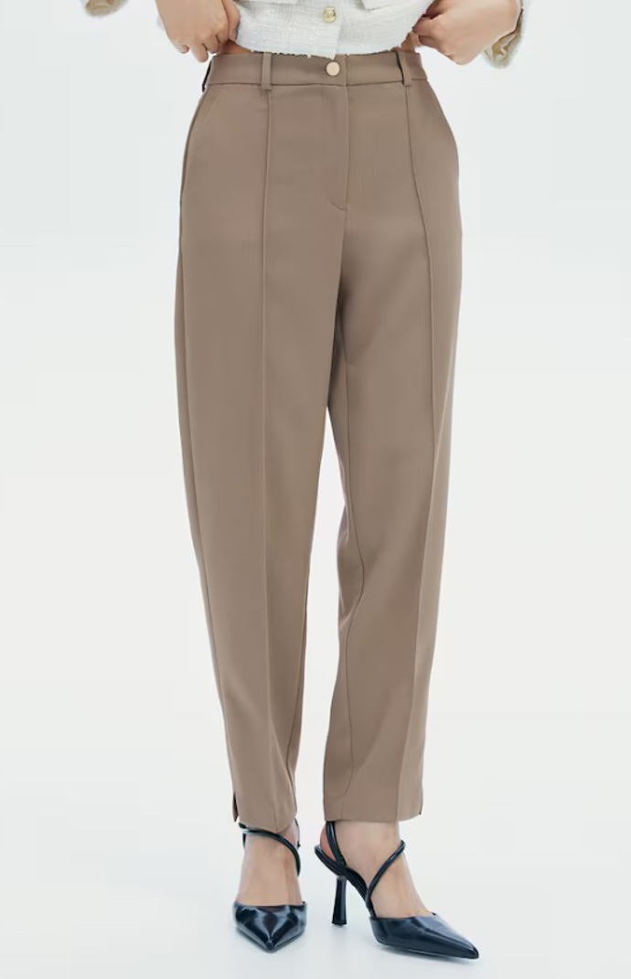 Zúžené elegantní kalhoty, H&M, 599 Kč
