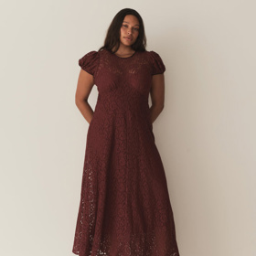 Adoore, 175 eur
