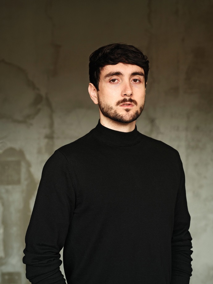 Takhle krásně to může dopadnout, když mají architekti volnou ruku. Na úzkém půdorysu bytu v pražské Libni se zdánlivě boří pravidla, jak nakládat s malým prostorem. Vyražte s Marianne Bydlení na exkluzivní prohlídku!
