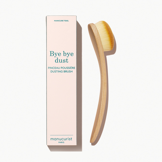 Kartáč pro odstranění přebytečného prachu z povrchu nehtu Dusting Brush, Manicurist, 590 Kč

