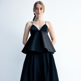 Áčková sukně, H&M, 959 Kč
