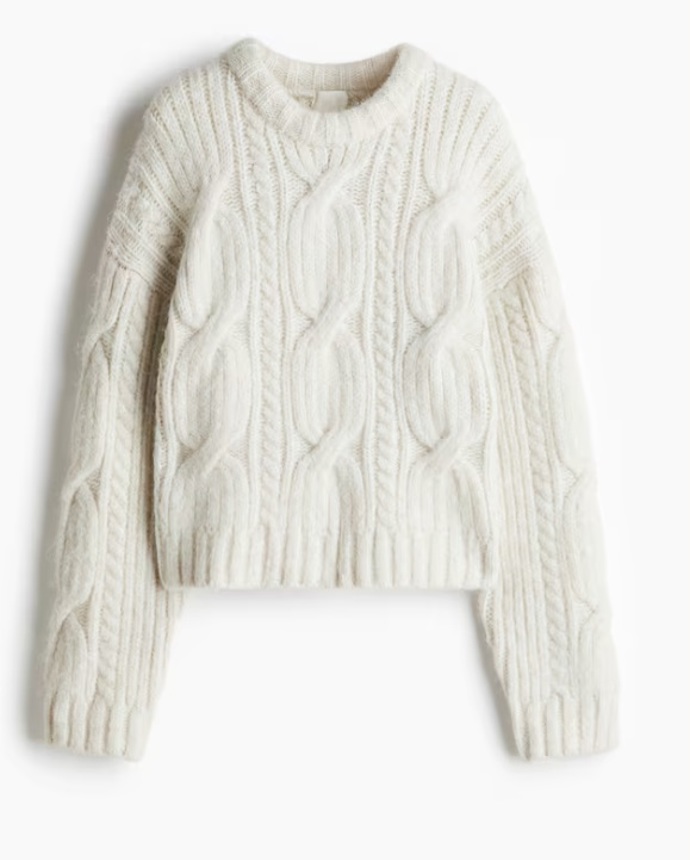 Pletený svetr s copánkovým vzorem, H&M, 959 Kč
