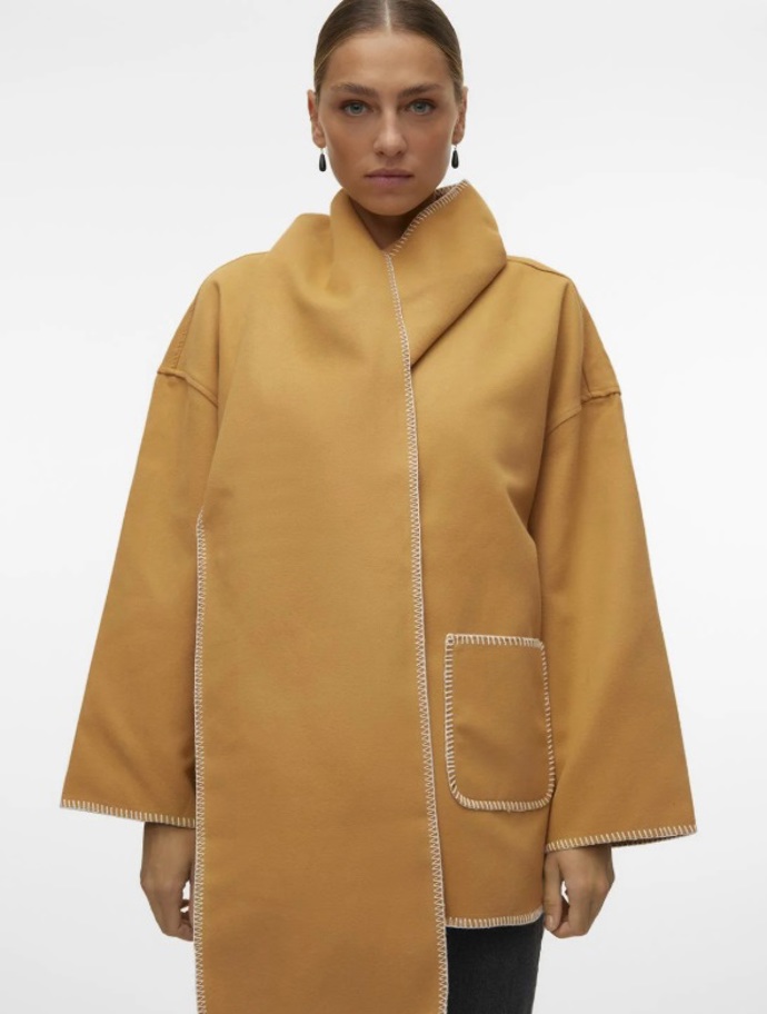 Lehký kabát, Vero Moda, 684 Kč
Lehký kabát, Vero Moda, 684 Kč