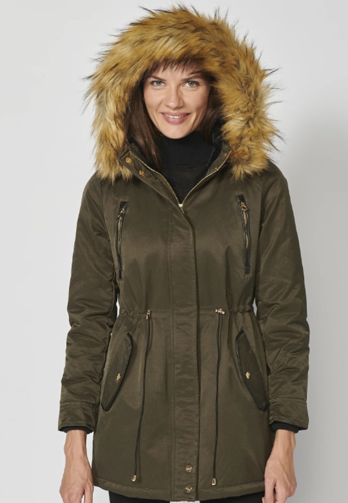 Parka s bohatou kožešinou, Koroshi, 2 499 Kč
