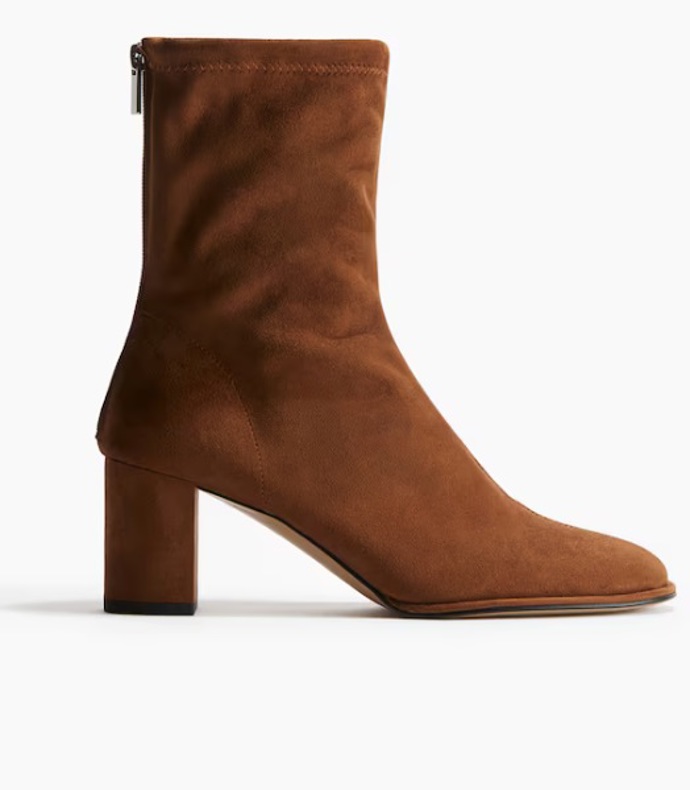 Nízké ponožkové kozačky, H&M, 1 069 Kč
