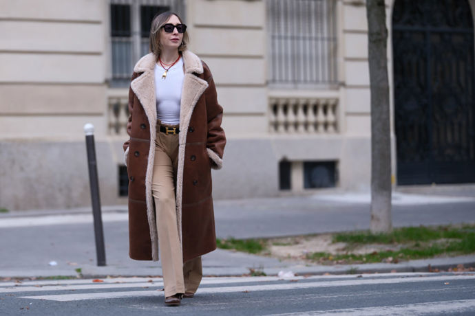 Shearling kabát můžete pořídit i v dvouřadé variantě.
