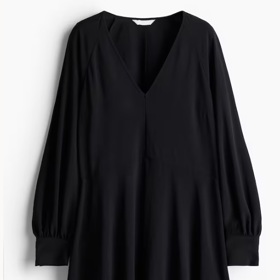 Šaty, H&M, 479 Kč
