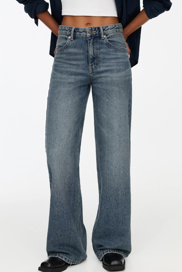 Baggy džíny, PULL&BEAR, 799 Kč
Baggy džíny, PULL&BEAR, 799 Kč