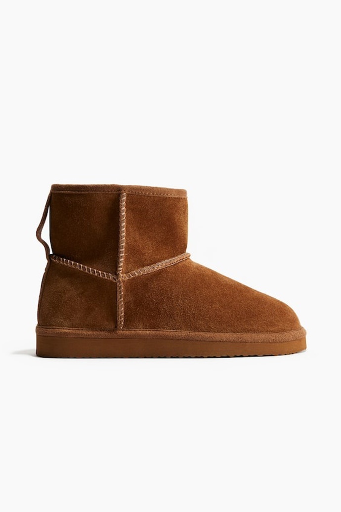 H&M, 2399 Kč
H&M, 2399 Kč