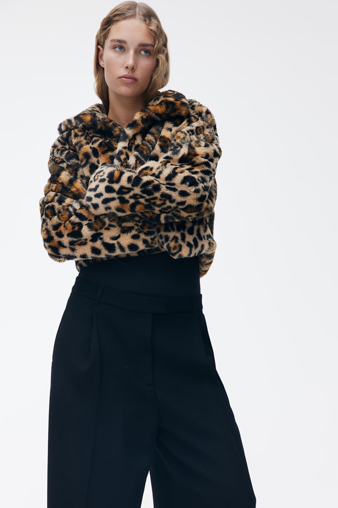 Kožich, H&M, 959 Kč
