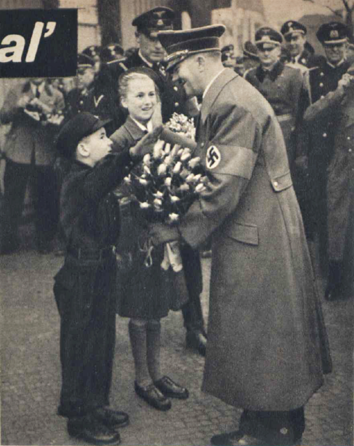 Organizace Hitlerjugend vychovávala mladé nacisty
Organizace Hitlerjugend vychovávala mladé nacisty