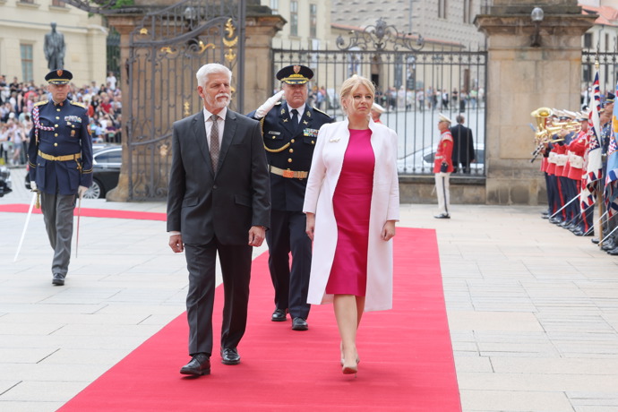 Chvíli se dalo také hezky koukat na duo našeho prezidenta se Zuzanou
Chvíli se dalo také hezky koukat na duo našeho prezidenta se Zuzanou
