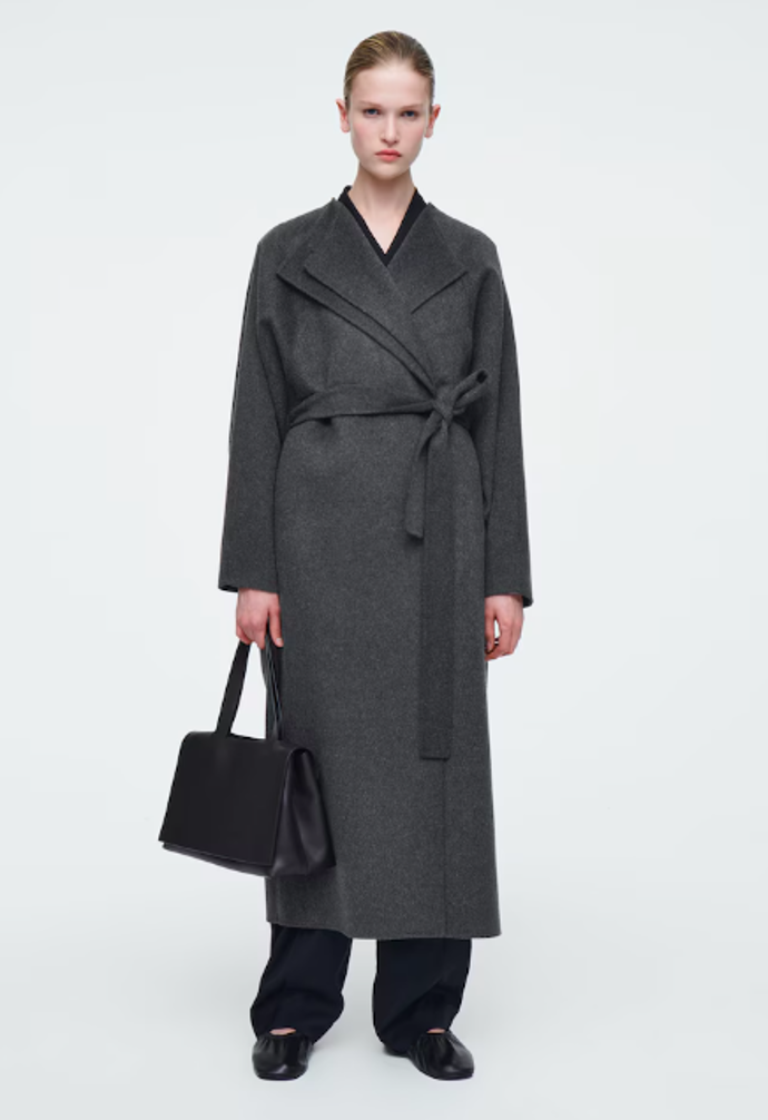 Kabát, COS, 450 eur
Kabát, COS, 450 eur