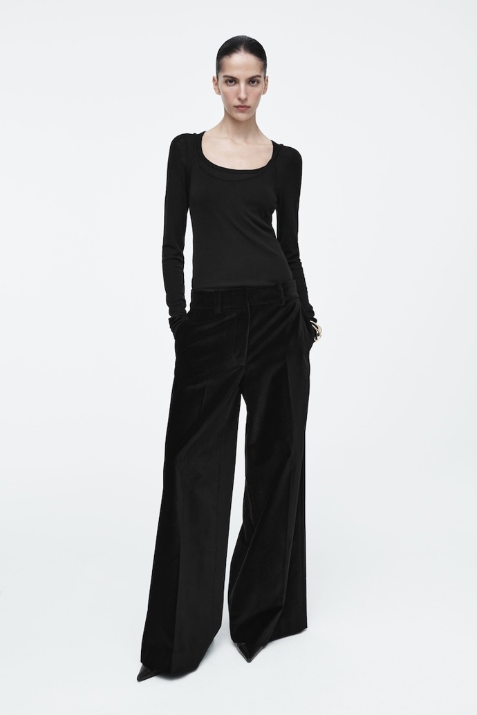 Kalhoty, Cos, 125 eur
Kalhoty, Cos, 125 eur