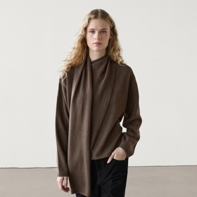 Svetr, Massimo Dutti, 2999 Kč
