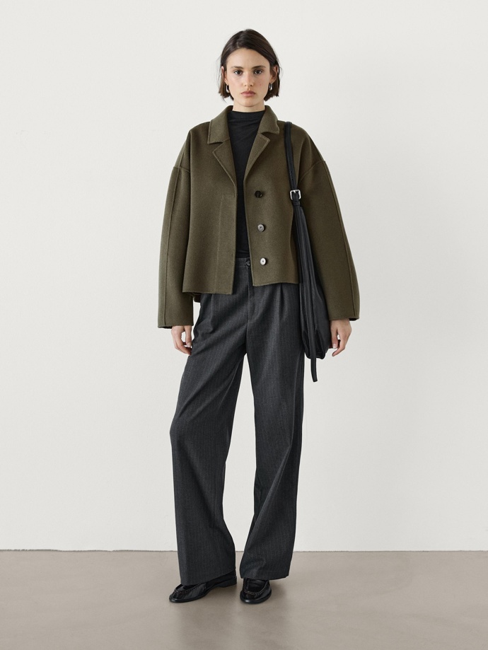 Massimo Dutti, 4599 Kč
Massimo Dutti, 4599 Kč
