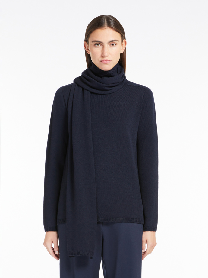 Max Mara, 9400 Kč

