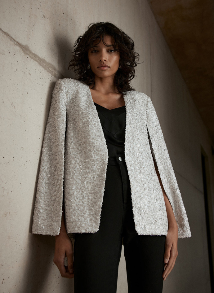 Mint Velvet, 8600 Kč
