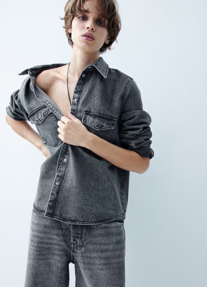 Džínová košile, H&M, 719 Kč
