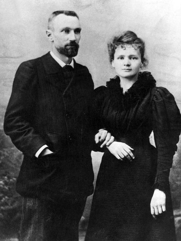 Marie Curie-Skłodowska s manželem
Marie Curie-Skłodowska s manželem