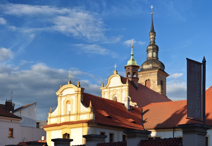 Nejstarší kostel Nanebevzetí Panny Marie najdete v Plzni jako součást bývalého františkánského kláštera.
