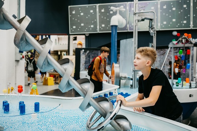 Plzeňské science centrum Techmania se nachází v historických továrních halách, přímo v srdci průmyslového areálu plzeňské Škodovky.
