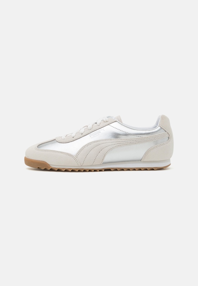 Puma, 2640 Kč
Puma, 2640 Kč