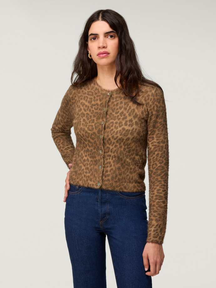Kardigan, Rouje, 190 eur
Kardigan, Rouje, 190 eur