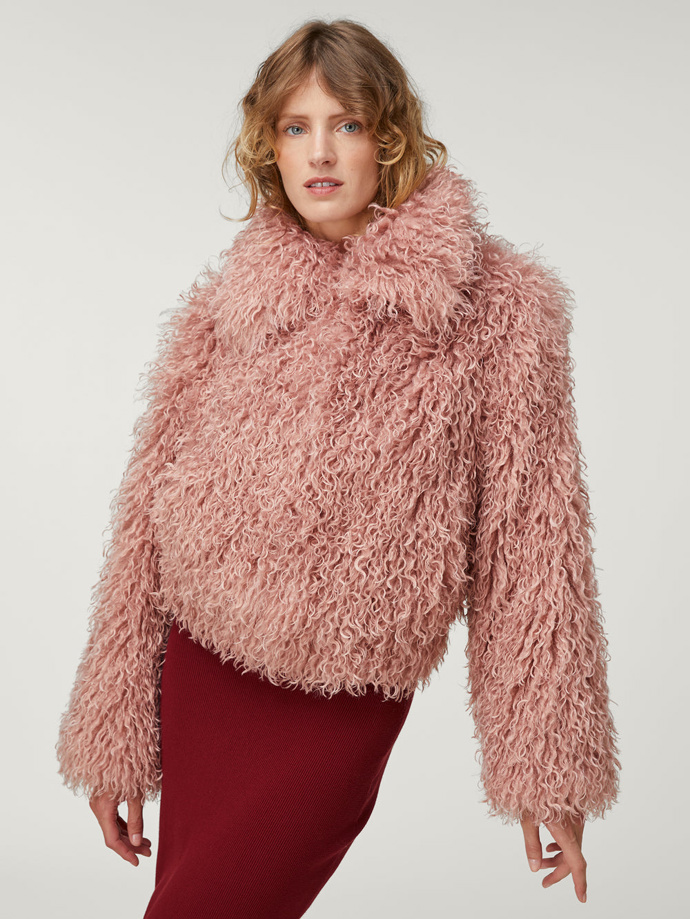 Rouje, 295 eur
Rouje, 295 eur