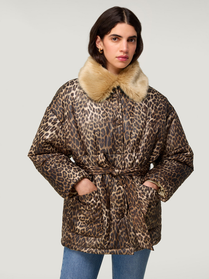 Rouje, 350 eur
Rouje, 350 eur