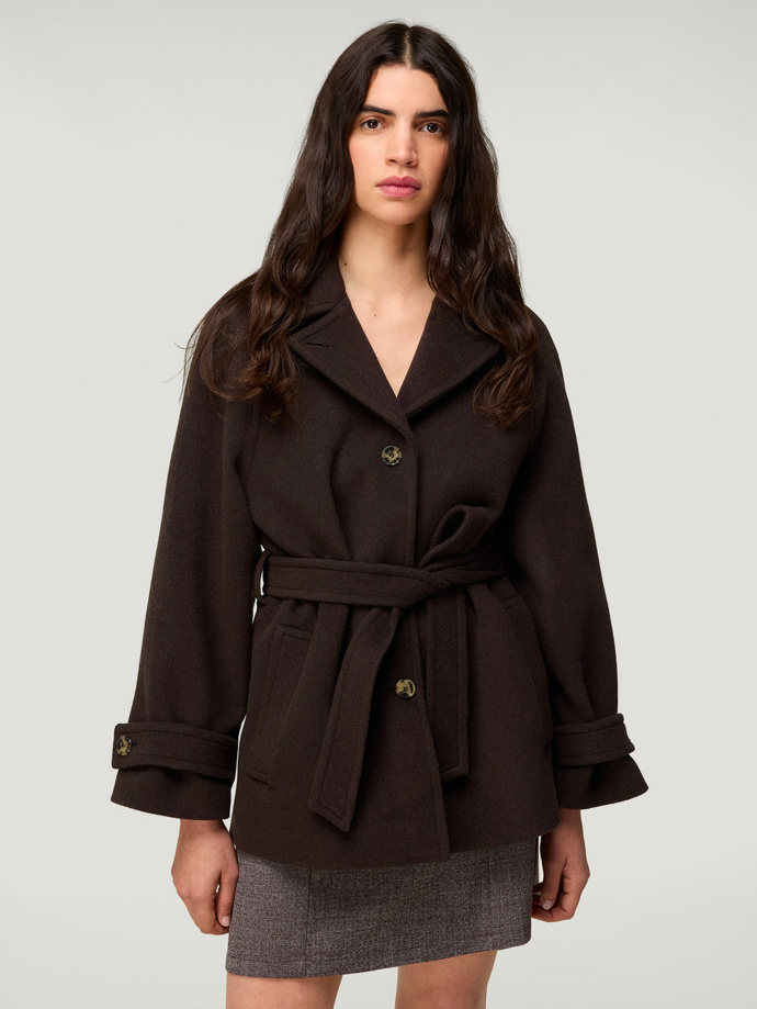 Rouje, 365 eur
Rouje, 365 eur