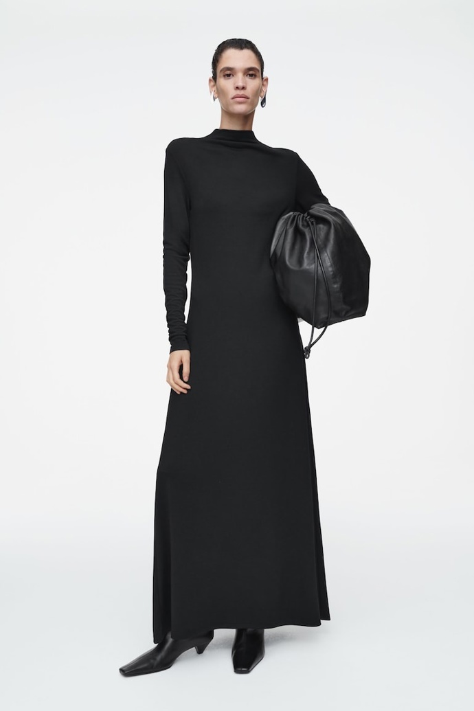 Šaty, Cos, 89 eur
Šaty, Cos, 89 eur