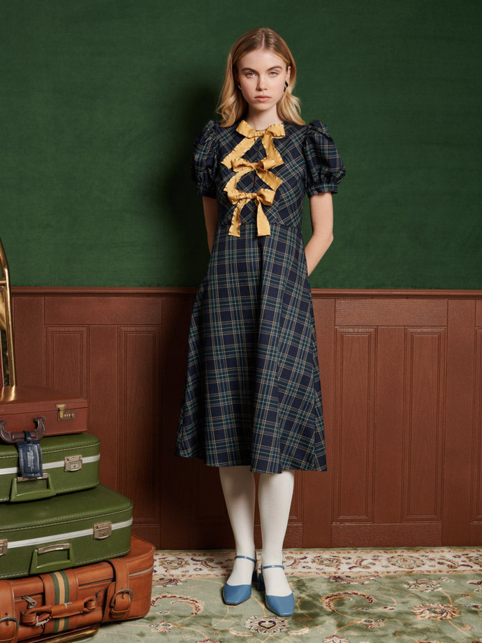 Šaty, Sister Jane, 111 eur
Šaty, Sister Jane, 111 eur