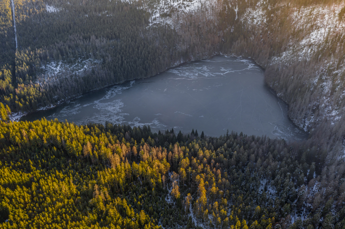 Černé jezero je největší ledovcové jezero na Šumavě 
