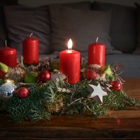 Na adventní období nesmí chybět adventní věnec
