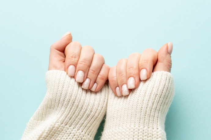Vánoční manikúra nemusí být kýčovitá, může být i minimalistická a elegantní
Vánoční manikúra nemusí být kýčovitá, může být i minimalistická a elegantní