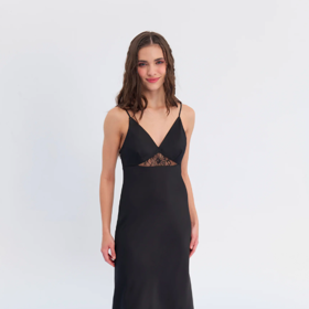 Slip dress, Even&Odd, 890 Kč
