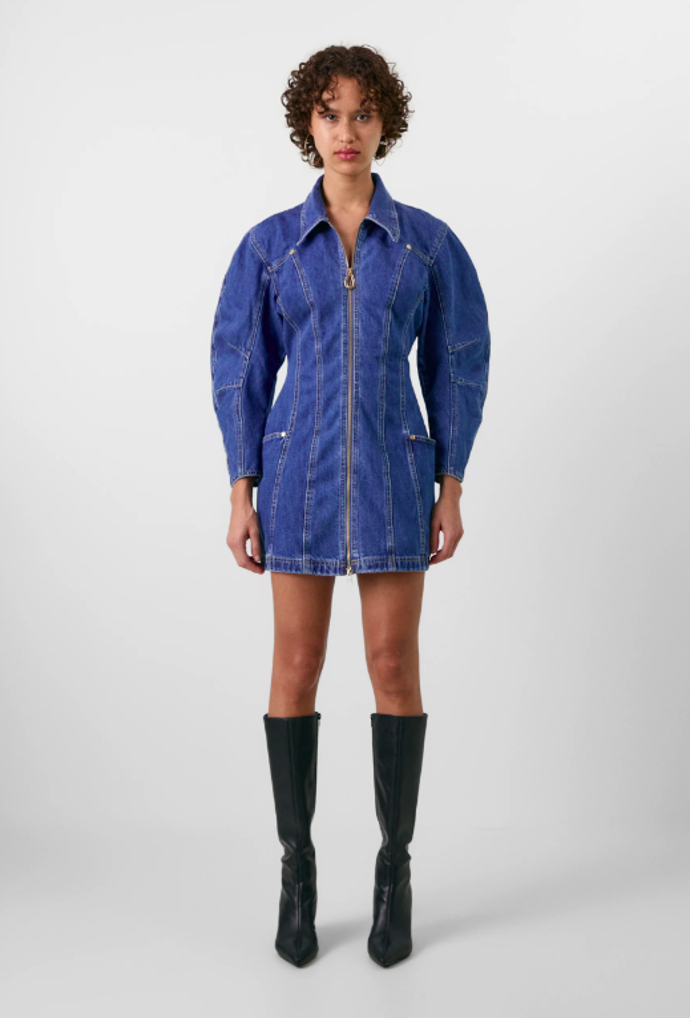 Denimové mini šaty, GAP, 3490 Kč
Denimové mini šaty, GAP, 3490 Kč