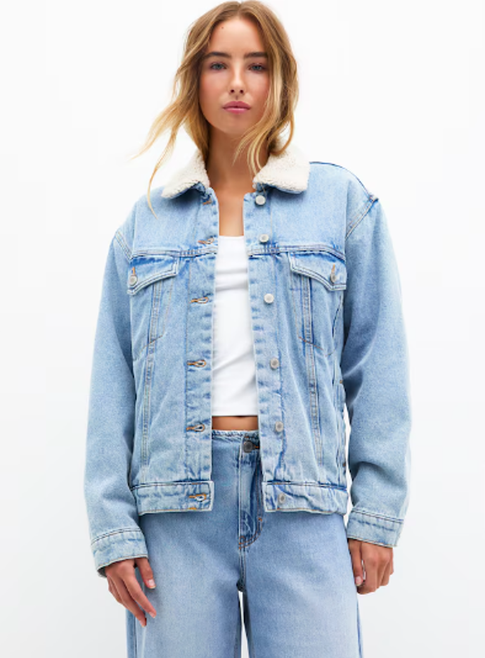 Pull&Bear, 1299 Kč
Pull&Bear, 1299 Kč