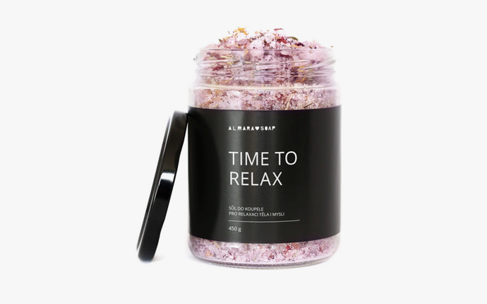 Sůl do koupele Almara Soap Time To Relax navozuje pohodu a relaxaci při každodenní koupací rutině. 339 Kč
Sůl do koupele Almara Soap Time To Relax navozuje pohodu a relaxaci při každodenní koupací rutině. 339 Kč