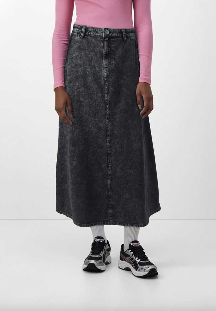 ONLY, ONLDREW ACID LONG SKIRT - Denimová sukně, černá, Zalando, 360 Kč
