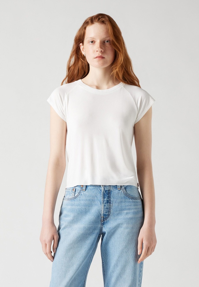 Triko, Levi's, 300 Kč
