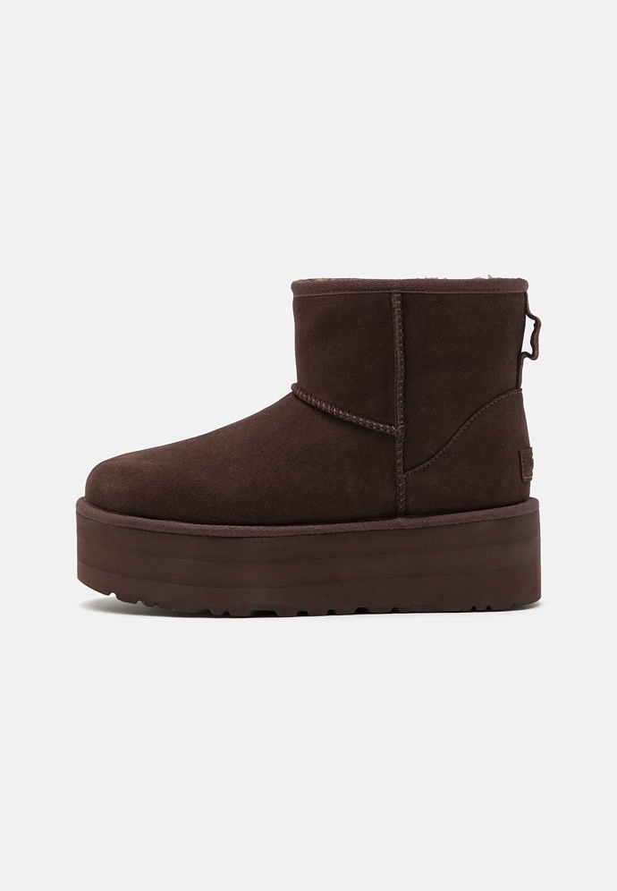 Ugg, 4990 Kč
Ugg, 4990 Kč