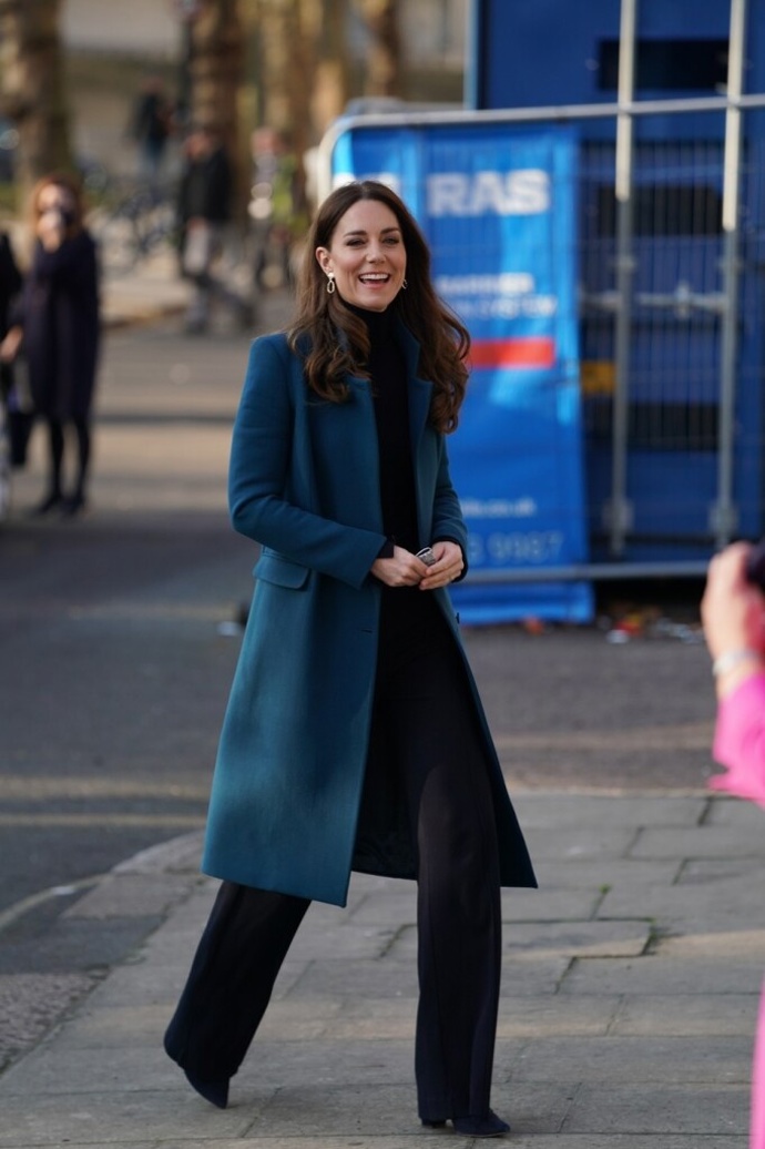 Kate Middleton v kabátu
Kate Middleton v kabátu