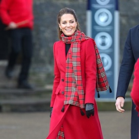 Kate Middleton v kabátu
