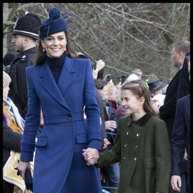Kate Middleton v kabátu
