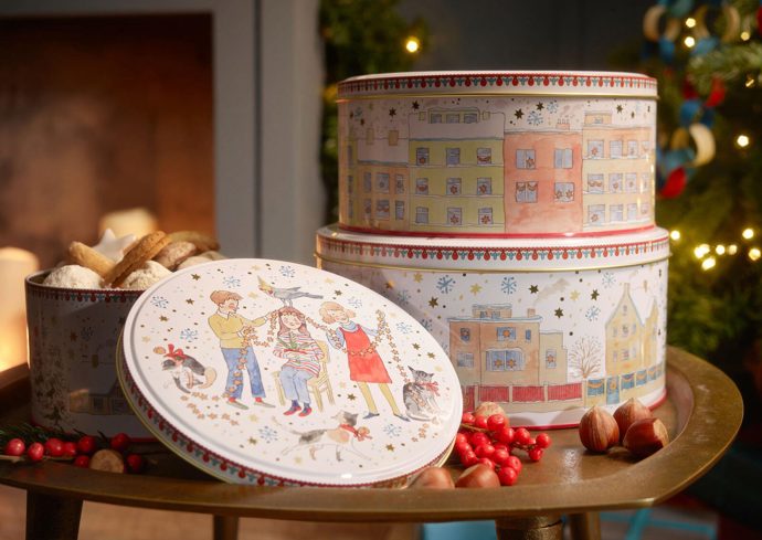 Vánoční sada plechových dóz na cukroví Christmas Lights, Rosenthal, 785 Kč
Vánoční sada plechových dóz na cukroví Christmas Lights, Rosenthal, 785 Kč
