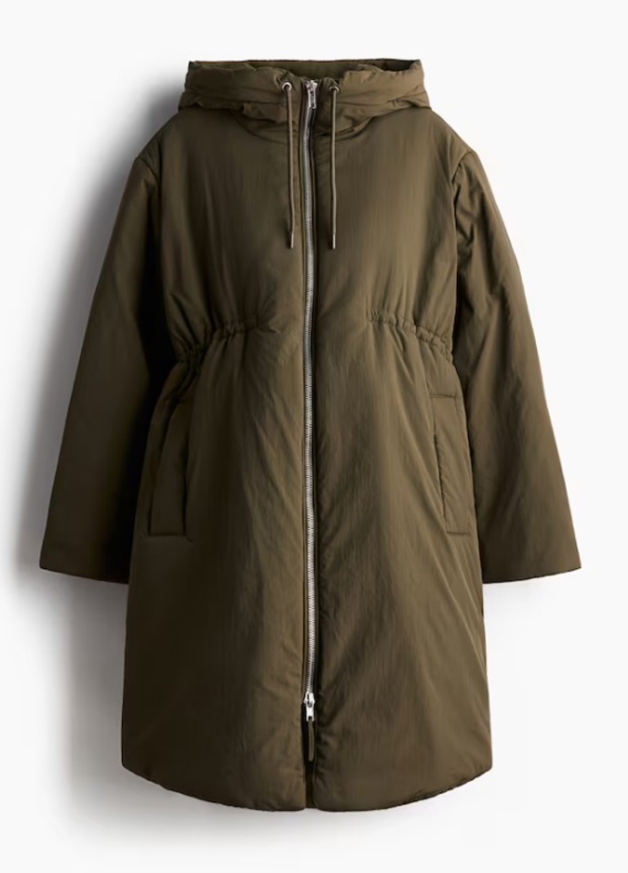 Vatová khaki parka, H&M, 1 899 Kč
