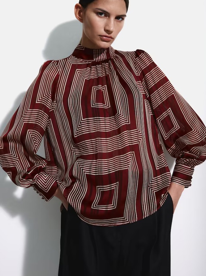 Vzorovaná halenka, H&M, 359 Kč
