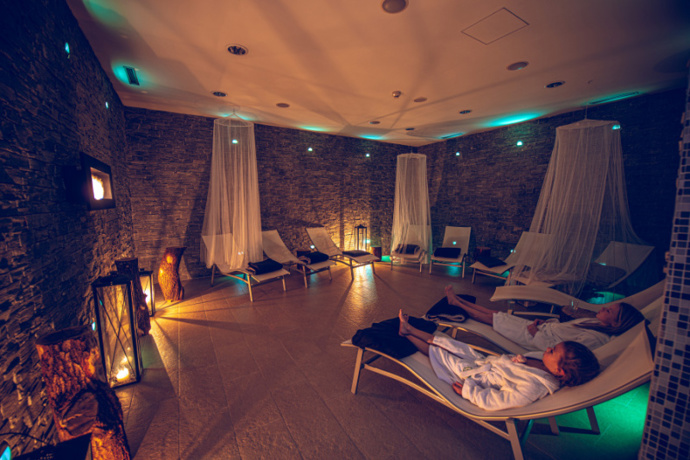 Ve wellnessu může relaxovat celá rodina. 
